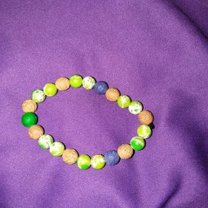 LIGHT GREEN CHAKRA BEADS